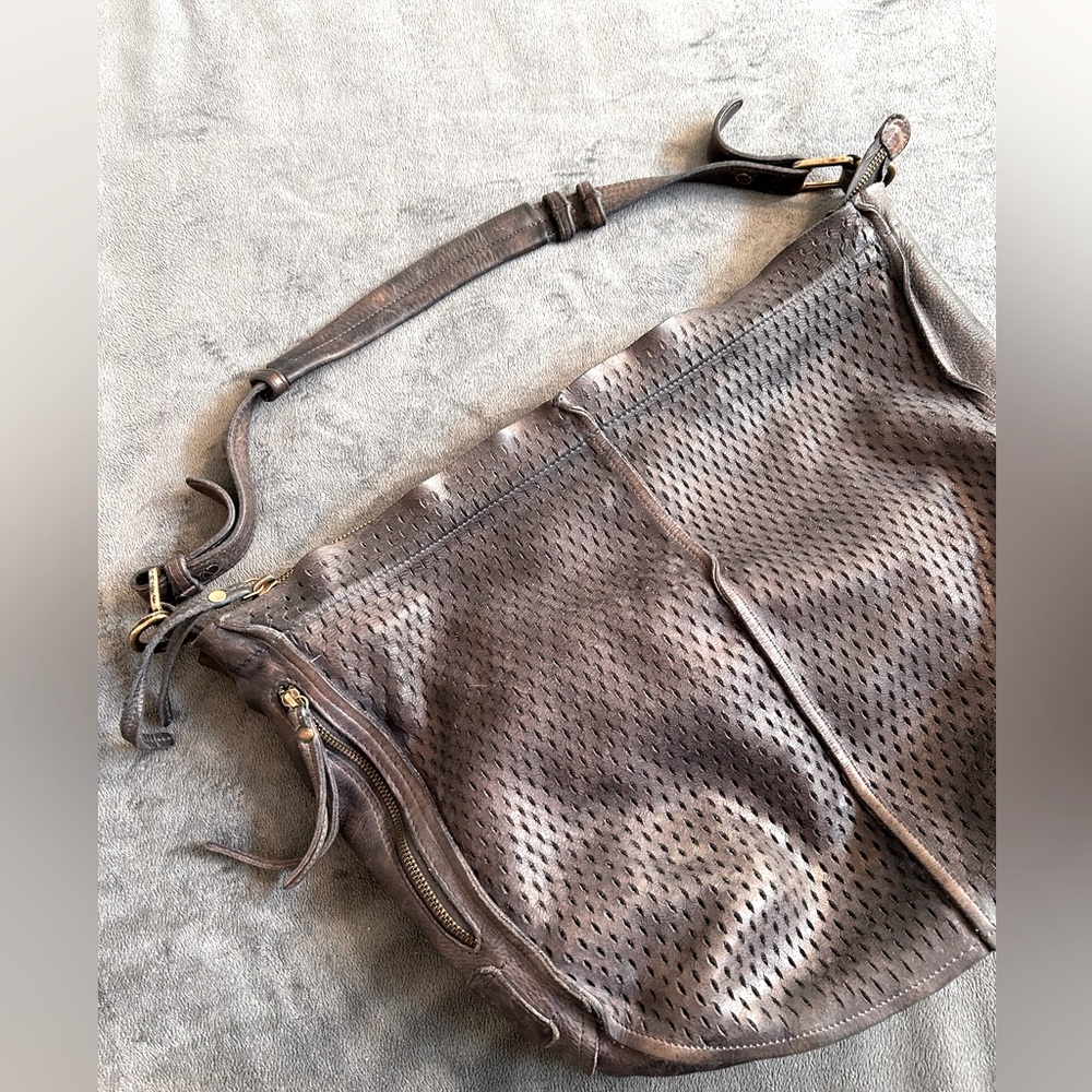 Vintage Aunts & Uncles Original Distressed Leather Shoulder Bag